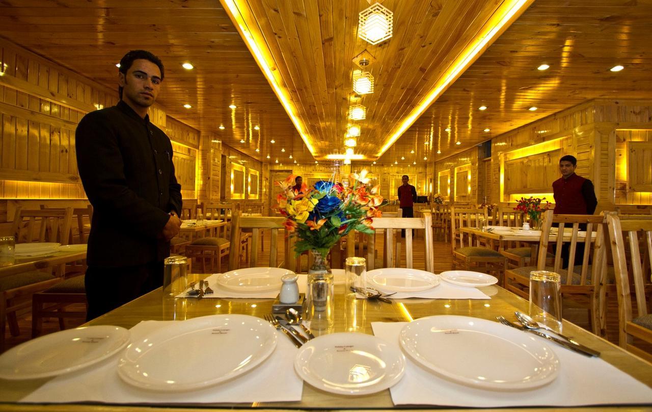 Holiday Bnb Manali Εξωτερικό φωτογραφία